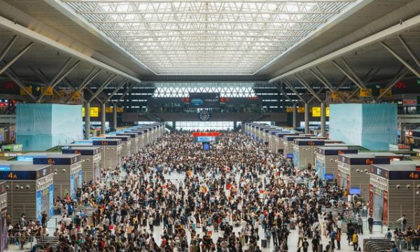 网络配资公司 城投“鲸吞”县域团餐市场，共赢还是加剧竞争？